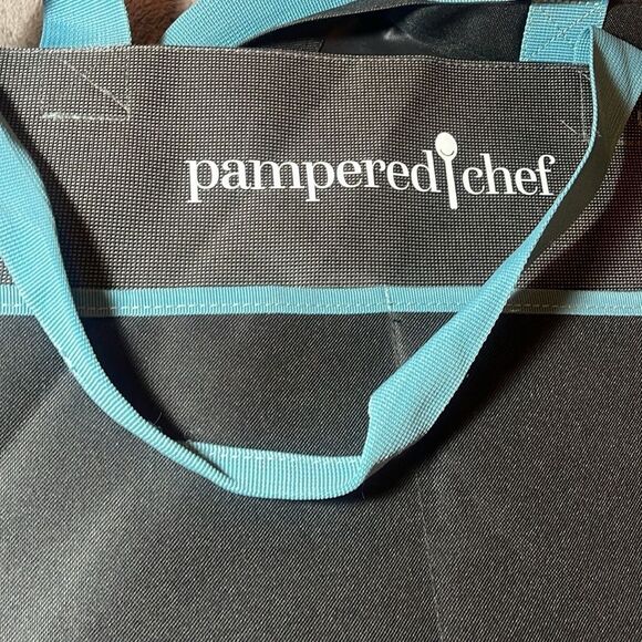 NWOT pampered Chef bag - Picture 3 of 5